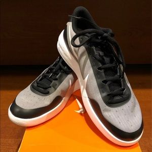 Brand new Women Nike Air Max Vapor Wing MS Size 10